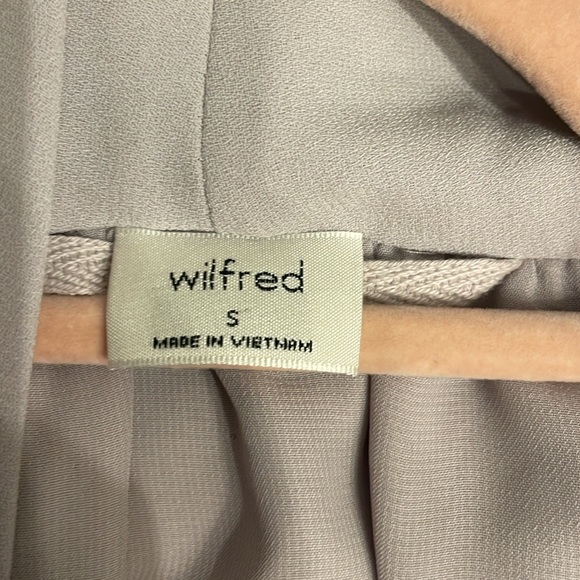 Aritzia Wilfred Sabine Dress Faux-wrap Mini Dress pockets purple Size S - Picture 7 of 9